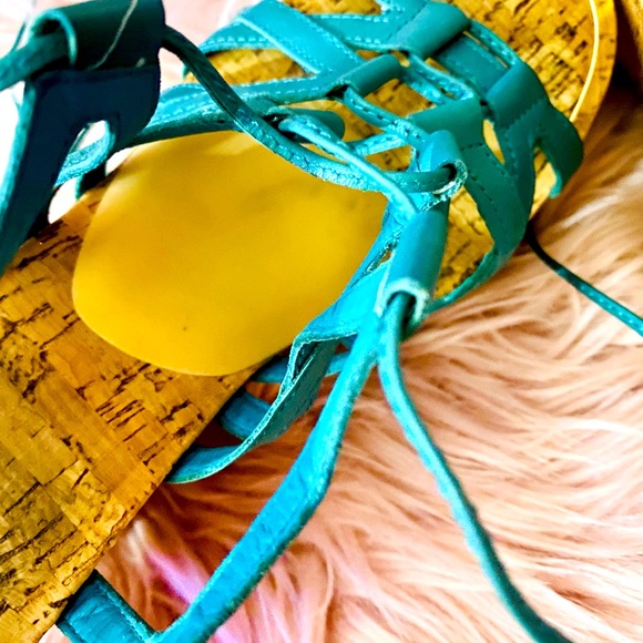 Aldo’s Gladiator Blue Wedge Sandals - Picture 6 of 11